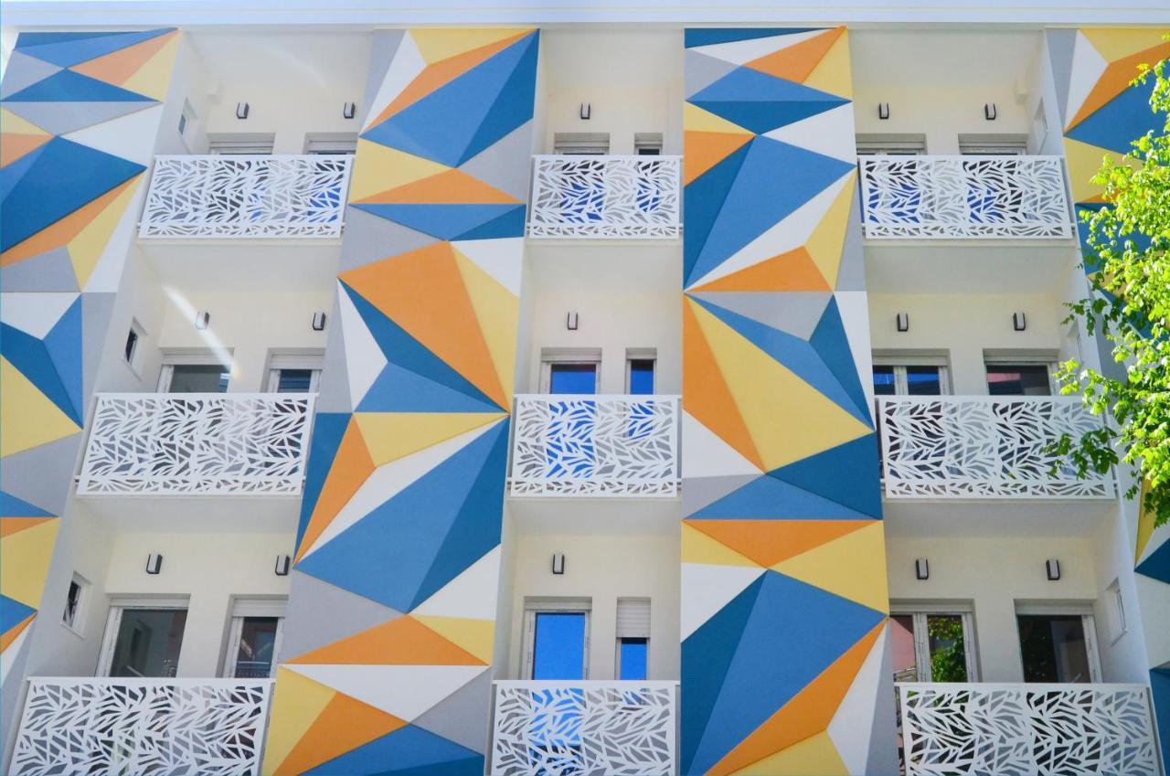 Color Hotel Ріміні Екстер'єр фото