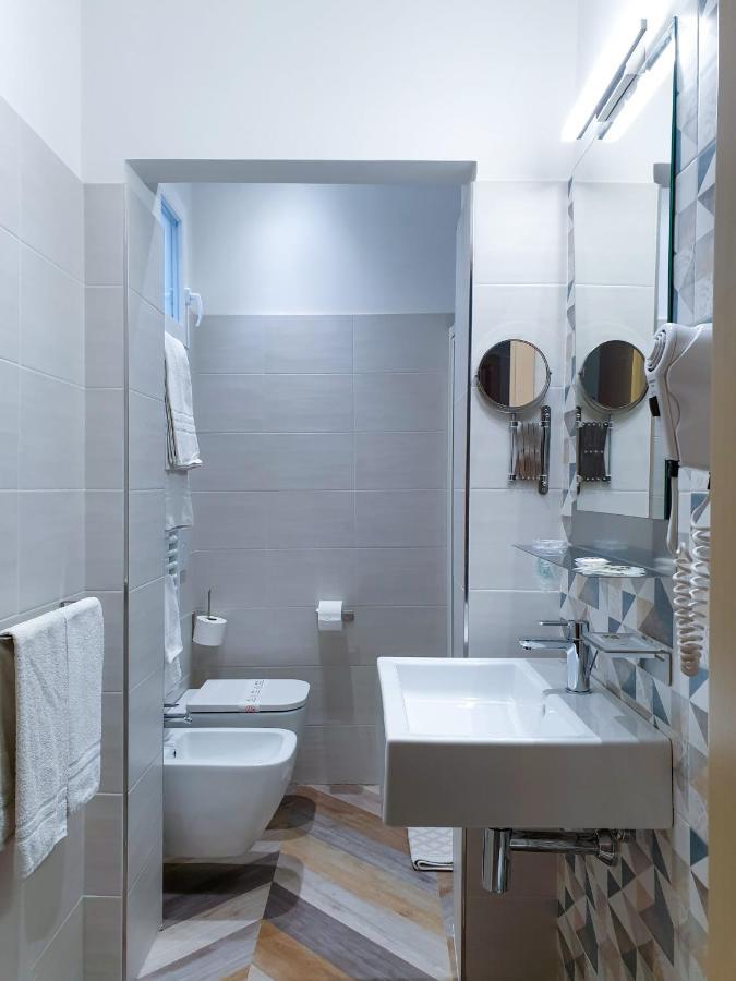 Color Hotel Ріміні Екстер'єр фото