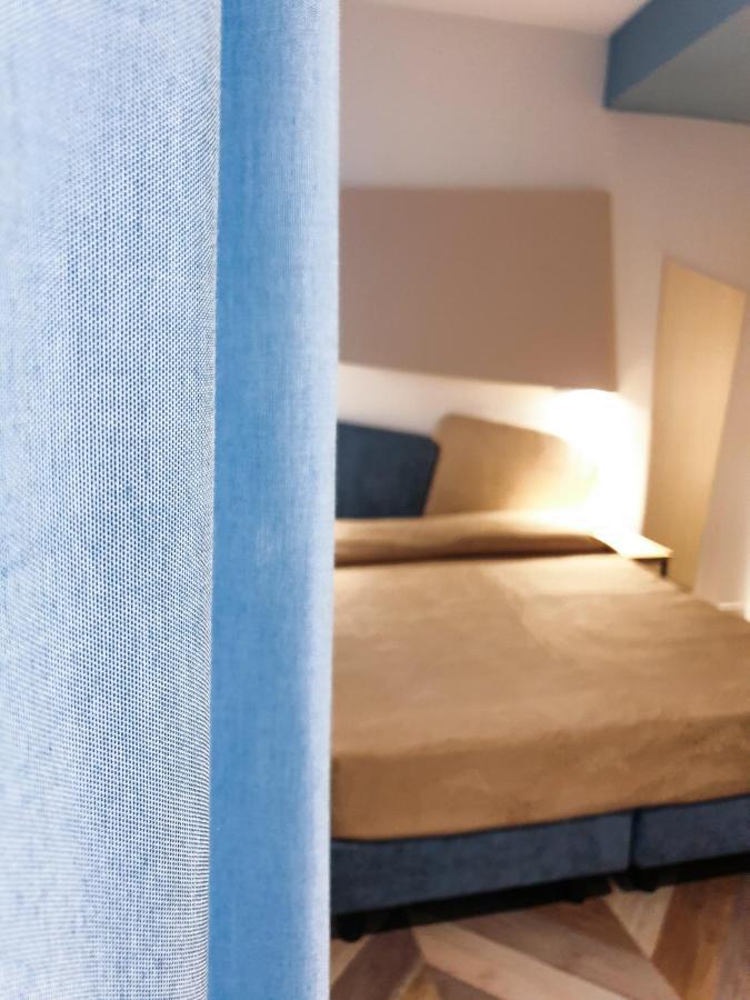 Color Hotel Ріміні Екстер'єр фото